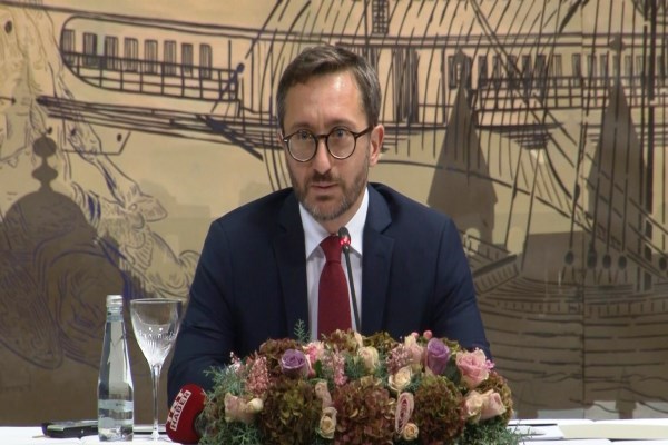 Altun’dan Kazakistan’daki uçak kazasında hayatını kaybedenler için taziye mesajı