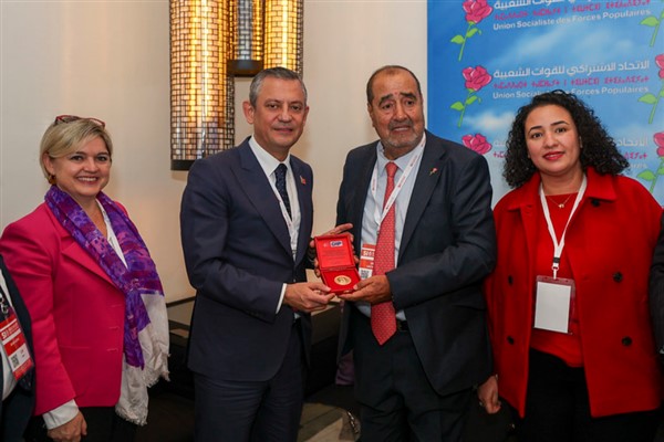 CHP Genel Başkanı Özel, USFP Birinci Sekreteri Lachgar ile görüştü