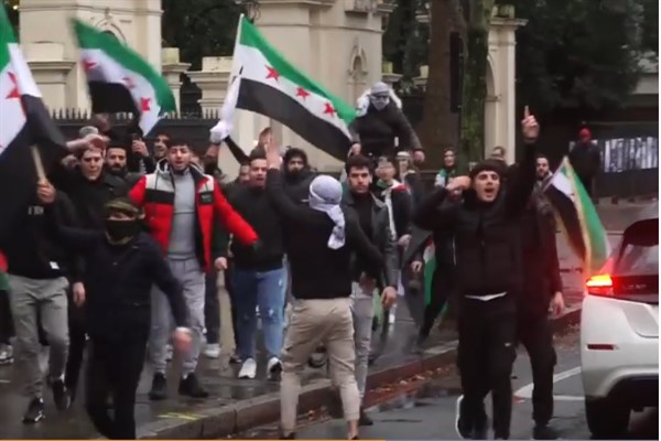 Almanya, Esad’ın devrilmesinden sonra Suriyelilerin sığınma başvurularını durdurdu