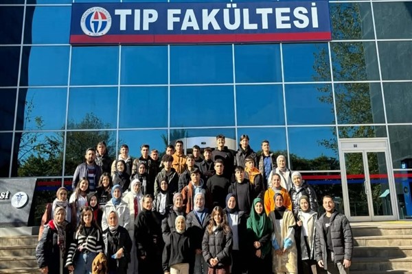 Yayladağı’ndan öğrencilere motivasyon gezisi