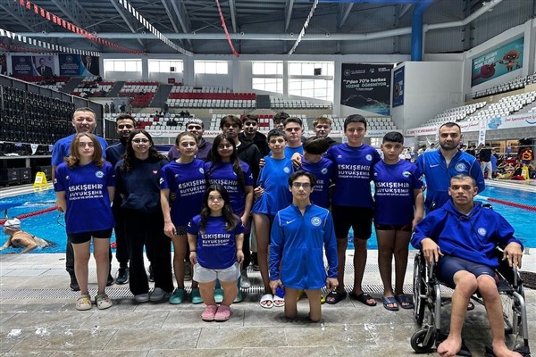 Eskişehir Büyükşehir Spor Kulübü Sporcuları Dünya Şampiyonası için hedef belirledi