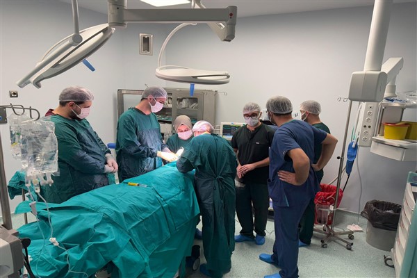 RTEÜ Diş Hekimliği Fakültesi Ameliyathanesi hizmete açıldı