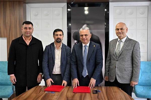 Muratpaşa’da nitelikli eğitim için imza atıldı