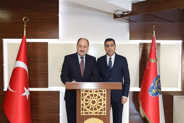 Başkan Gülpınar’dan İl Emniyet Müdürü Atilla Aksoy’a ziyaret