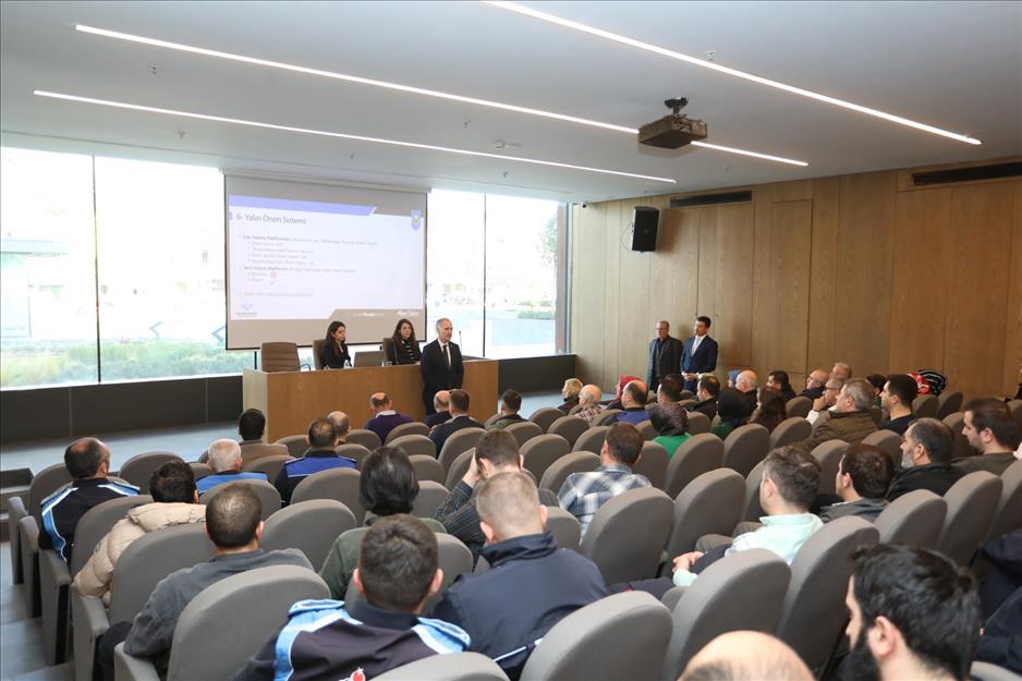 İnegöl Belediyesi’nde tüm personele “Yalın Temelleri Eğitimi” veriliyor