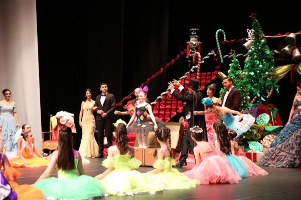 Muğla’da konserler, bale gösterisi ve çocuk korosu ile yeni yıl kutlandı