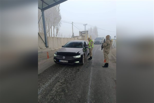 Ağrı’da 25 farklı suçtan aranan 1 şahıs yakalandı