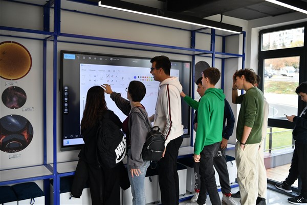 Erasmus öğrencileri, Aziz Sancar Bilim ve Sanat Merkezi’nde