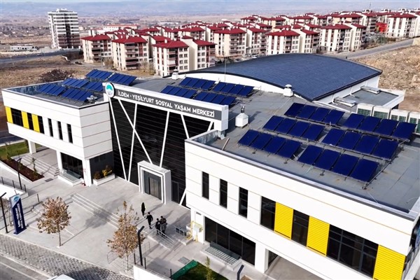 Kayseri İldem-Yeşilyurt Sosyal Yaşam Merkezi hizmete açıldı