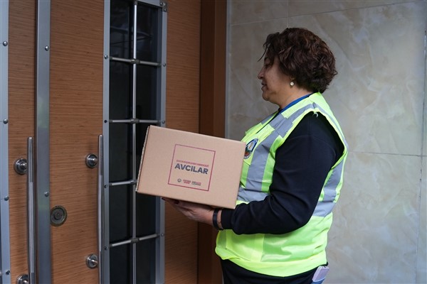 Avcılar Belediyesi’nden glütensiz erzak desteği