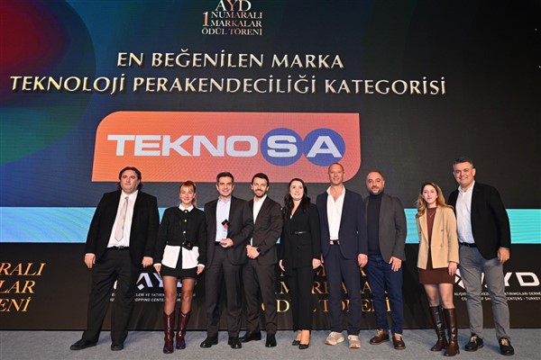 Teknosa, tüketici oylarıyla en beğenilen teknoloji perakendecisi