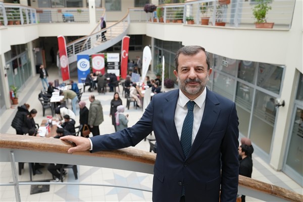 Gürsu’da 5 yılda 4 bin vatandaş iş sahibi oldu