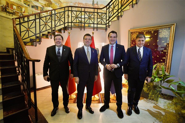 Başkan Erkek, B40 Balkan Şehirler Ağı Toplantısı için Tiran’da