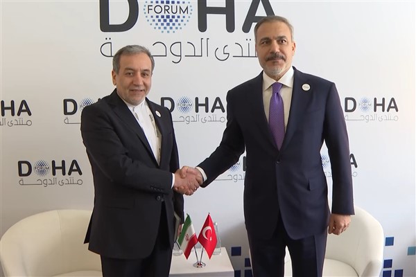 Türkiye Dışişleri Bakanı Fidan, İranlı mevkidaşı Arakçi ile bir araya geldi