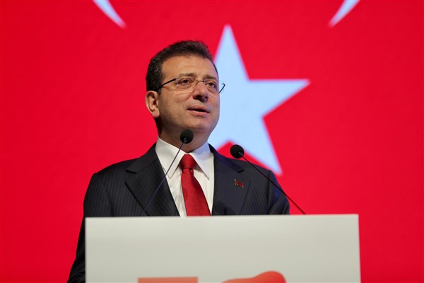 İmamoğlu: Makam değil, yaşadığımız şehri geleceğe hazırlamak hedefindeyiz