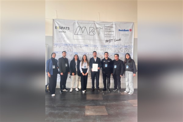 IEEE Öğrenci Topluluğu, “Yılın En İyi Çıkış Yapan Öğrenci Kolu” ödülünü kazandı