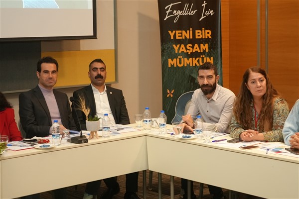 Diyarbakır’da Yerel Yönetimlerde Engelli Politikaları ve Uygulamaları Çalıştayı düzenlendi