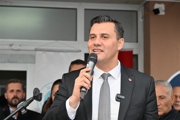 Başkan Zeyrek: Yaklaşık 2 milyar TL kaynağı Muradiye’mizin hizmetine sunacağız