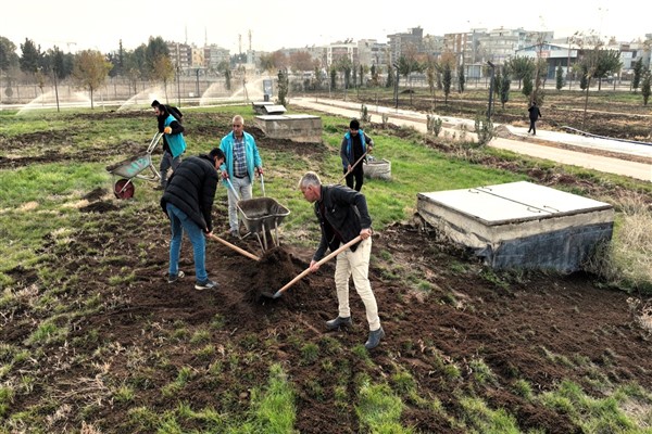 Eyyübiye Millet Bahçesi’nde kış bakımı yapıldı