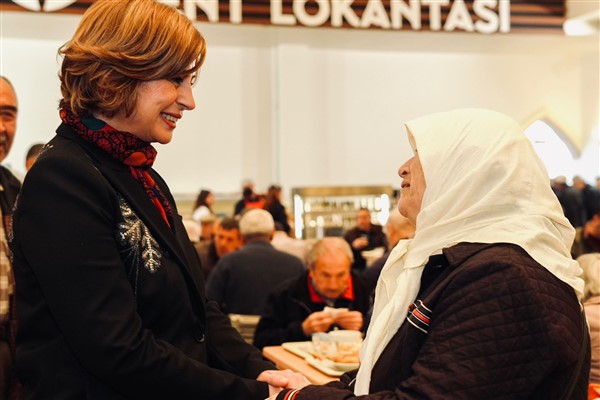 Başkan Ünlüce: Sosyal desteklerimizi artırmak gerekliliktir