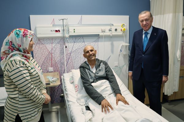 Cumhurbaşkanı Erdoğan, Kocaeli Şehir Hastanesi’ni ziyaret etti