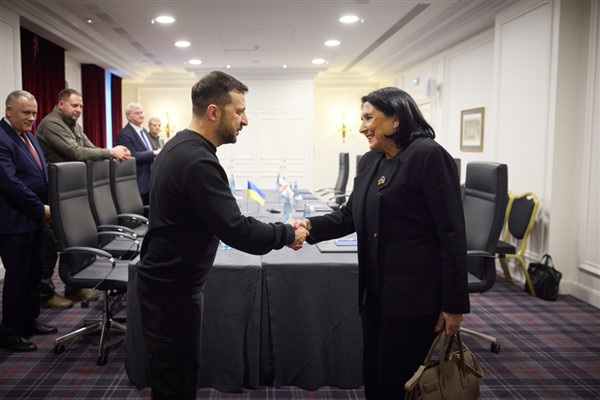 Ukrayna Devlet Başkanı Zelenski, Gürcistanlı mevkidaşı ile bir araya geldi