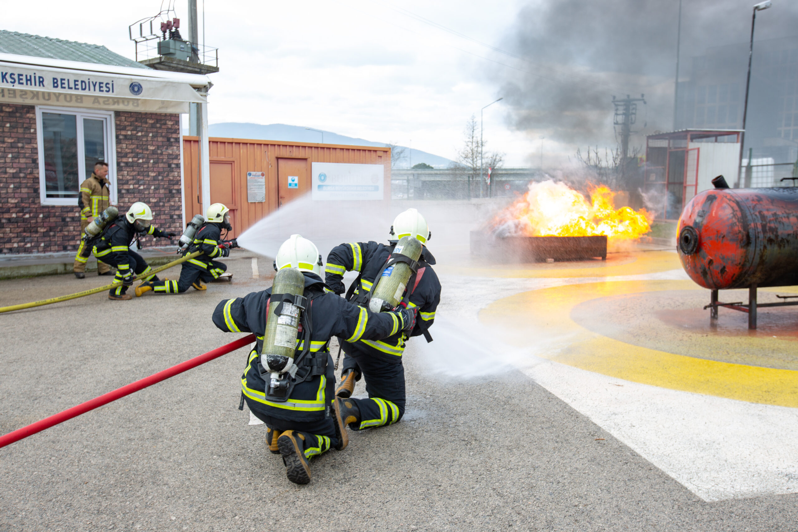 Filistinli itfaiye personelleri, Bursa’da eğitim gördü