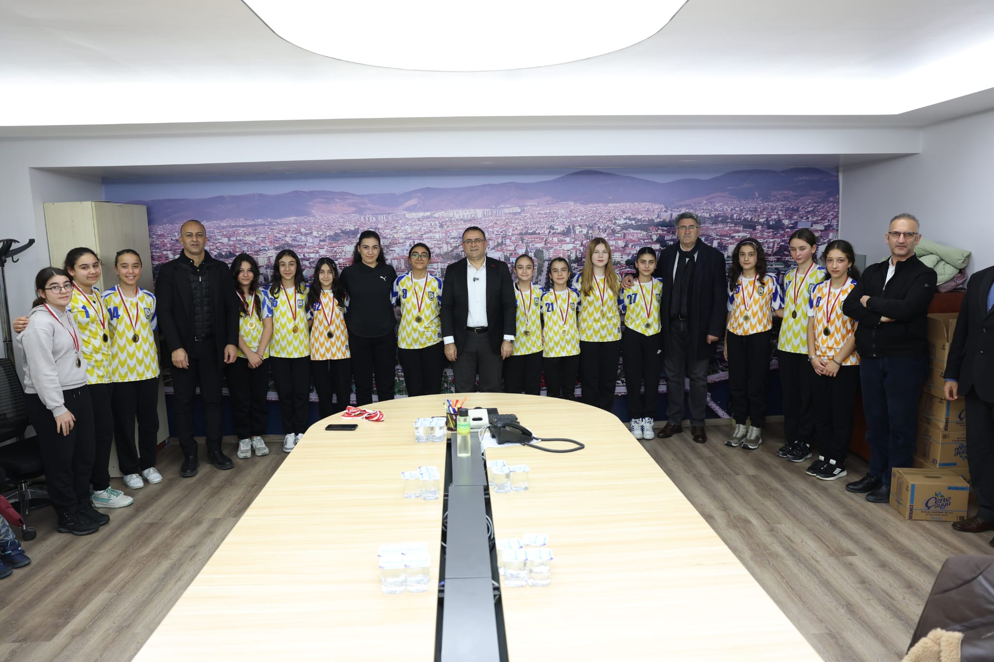 Başkan Gökçe, Derincesporlu sporcular ile buluştu