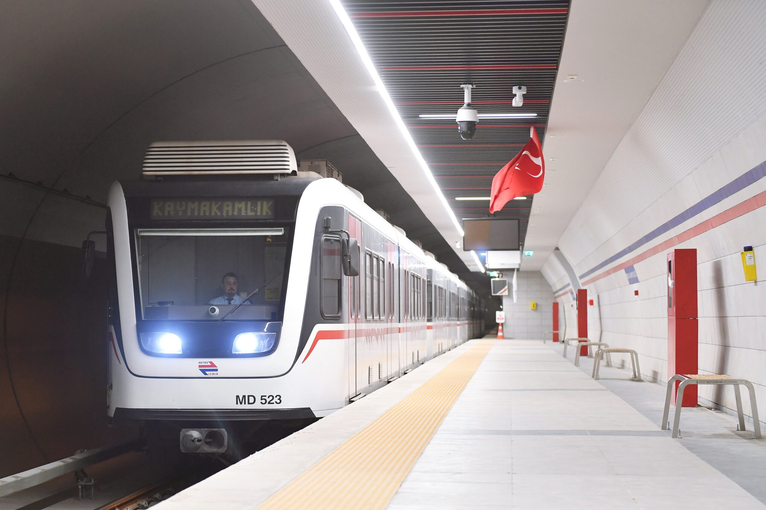 Narlıdere Metrosu’nda sefer sıklığı artırıldı