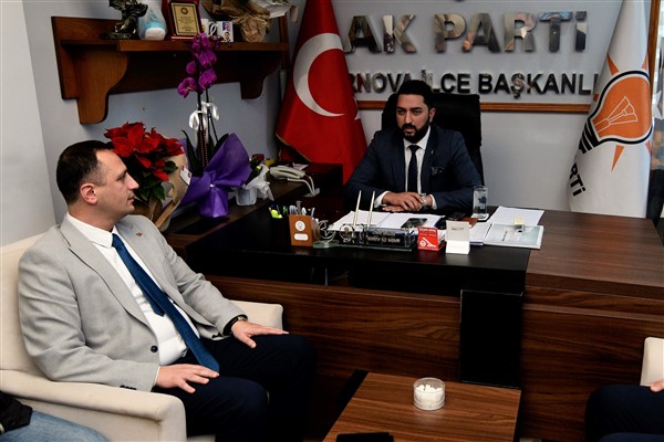 Başkan Ekşi’den AKP’nin yeni Bornova İlçe Başkanı Dağlıer’e ziyaret