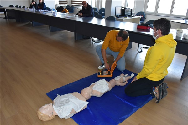 Çorlu’da belediye personeline ilk yardım eğitimleri başladı