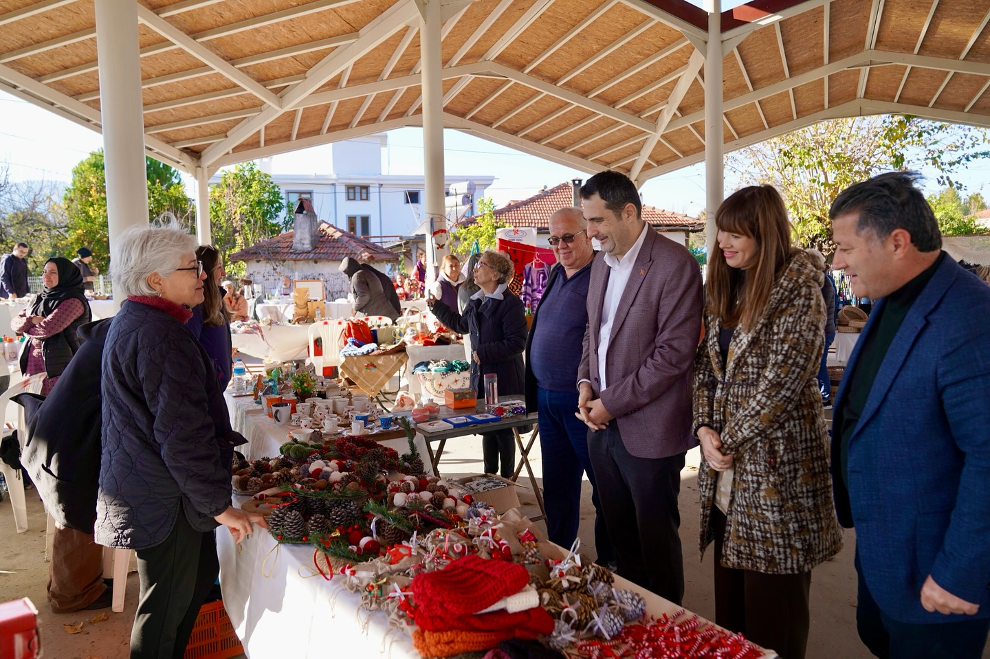 Başkan Tezcan, vatandaşlarla buluştu