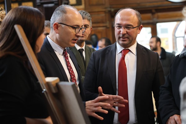 Eskişehir’de özel bireylerin el emekleri sergilendi