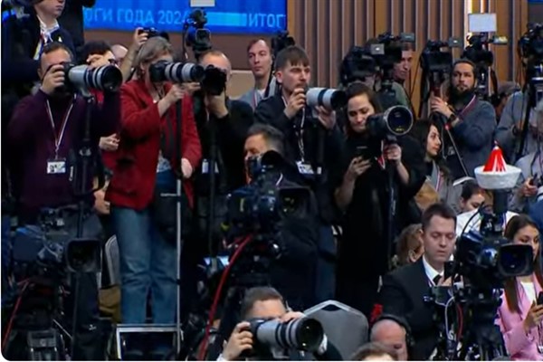 Batı medyası Putin’in “Oreshnik” ile düello teklifine yoğun ilgi gösterdi