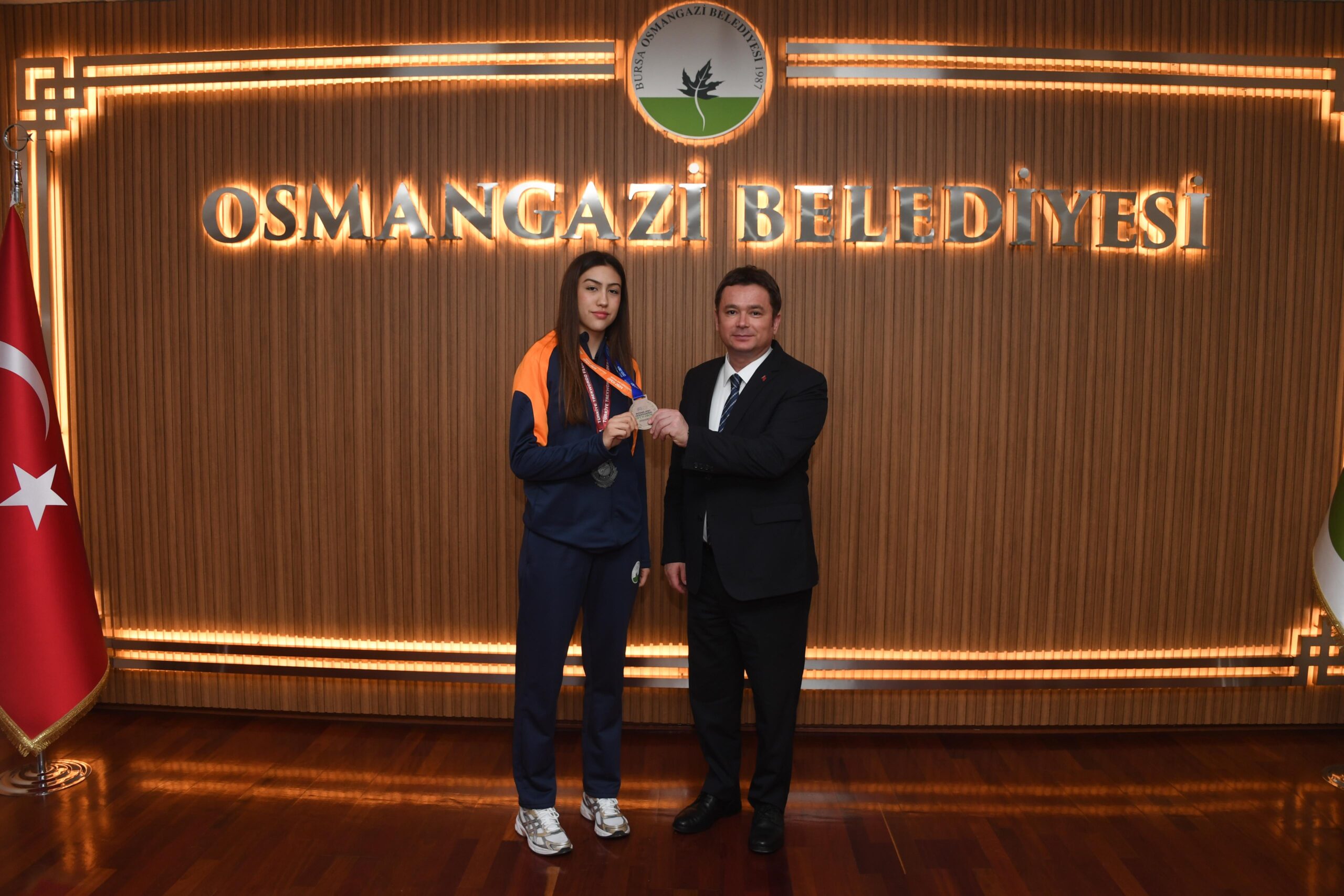 Başkan Aydın, şampiyon sporcuları ağırladı