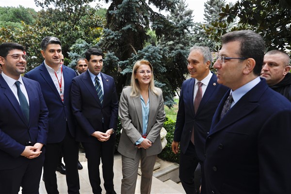 Başkan Ovalıoğlu, ‘Yerel Yönetimler ve Eğitim Çalıştayı’na katıldı