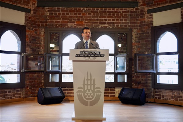 İmamoğlu, vatandaşları “İnsan Hakları Olanlar/Olmayanlar” sergisine davet etti