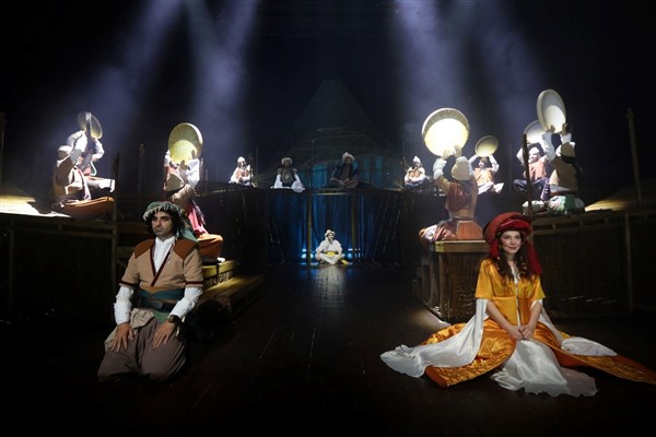 İBB Şehir Tiyatroları Aralık’ta 33 oyunu seyirciyle buluşturuyor