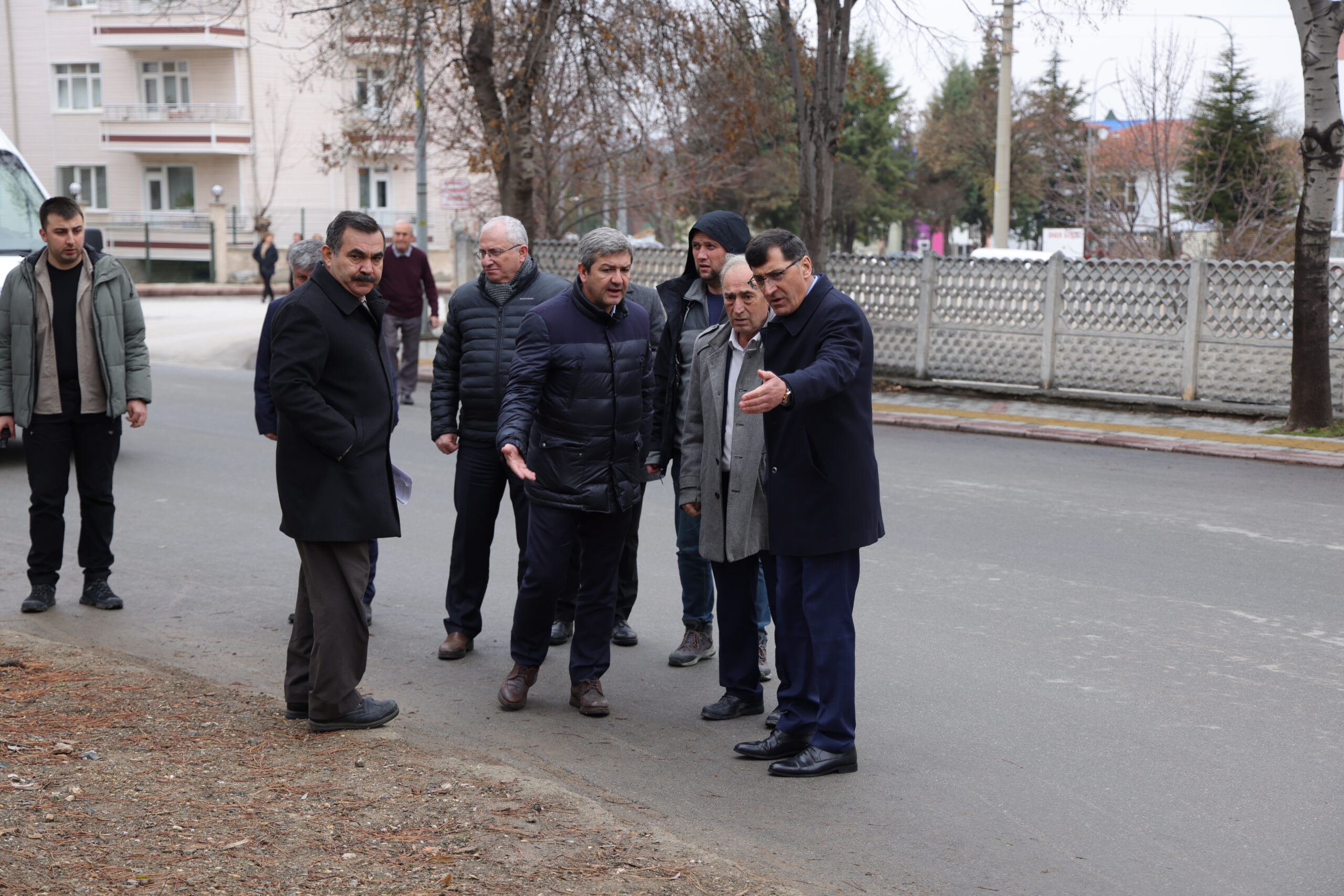 Başkan Kahveci, vatandaşları ziyaret etti