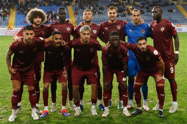 Atakaş Hatayspor’da 5 futbolcu Fenerbahçe maçında cezalı