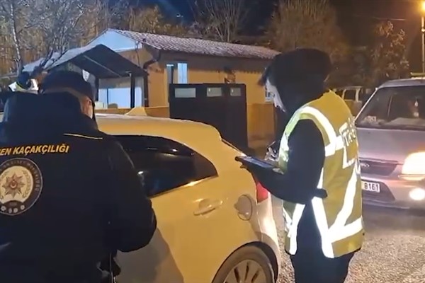 “Kalkan-36” operasyonlarında 656 düzeniz göçmen yakalandı