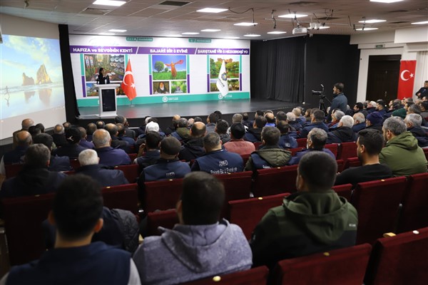 Eş Başkan Bucak: İlaçlama personelinin çalışma süresini 12 aya çıkardık