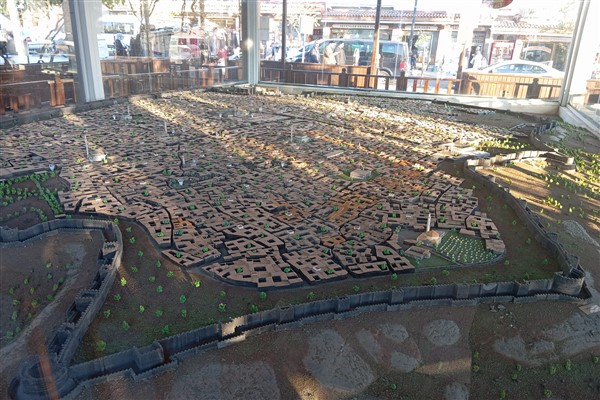 Diyarbakır’ın tarihi maketi 21 yılda tamamlandı