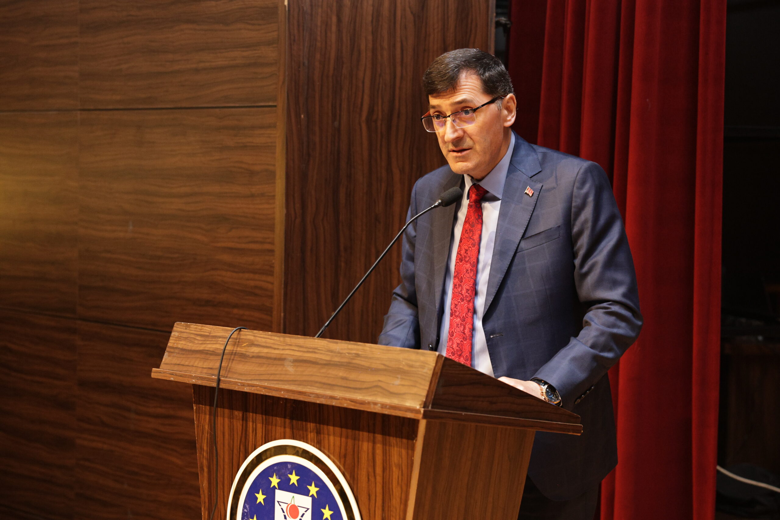 Kütahya Belediyesinden “Seçilmiş Kadınlar Paneli”