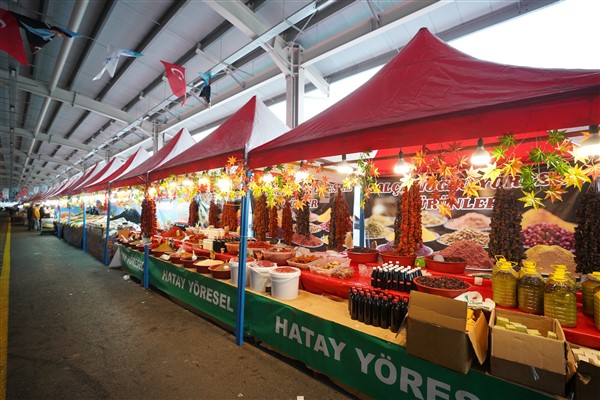 Hatay esnafı, yöresel lezzetlerini Beylikdüzü’nde tanıttı