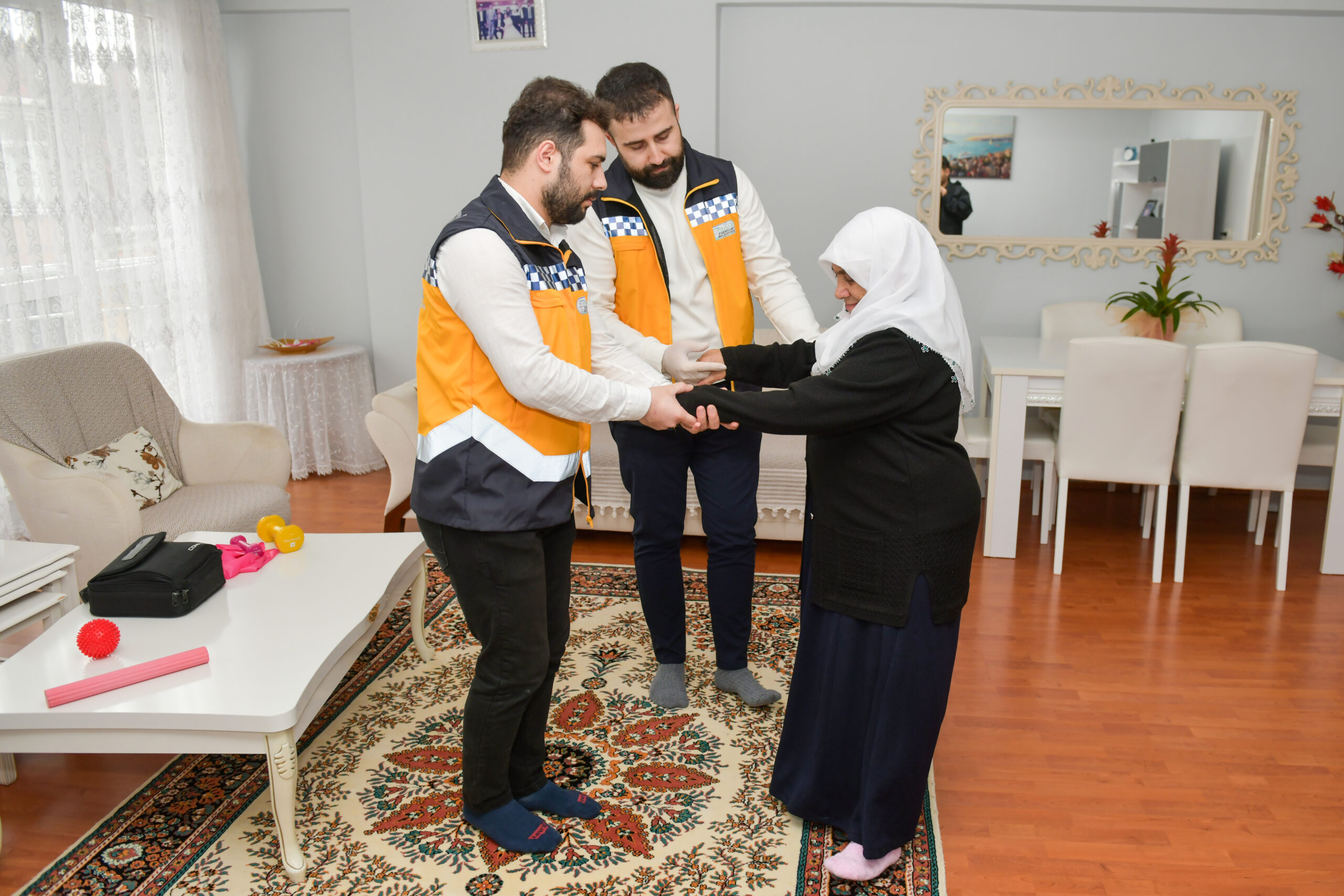 Esenyurt Belediyesinden evde fizik tedavi hizmeti