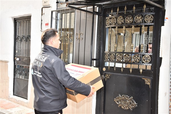 Manisa Büyükşehir Belediyesi’nden çölyak ve fenilketonüri hastalarına destek