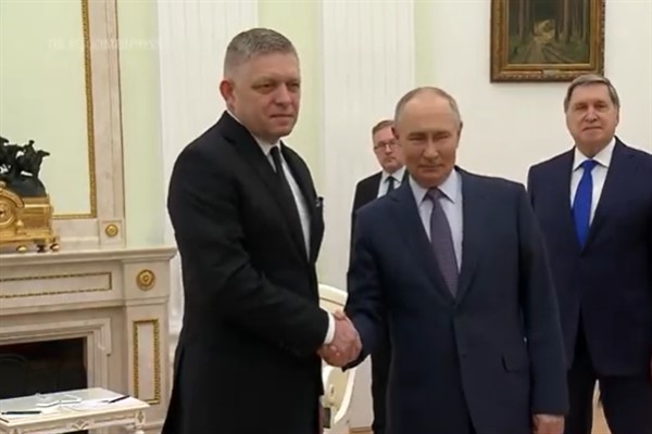 Fico, Rusya ziyaretinin Zelenski’nin gaz geçişiyle ilgili sözlerine tepki olduğunu söyledi