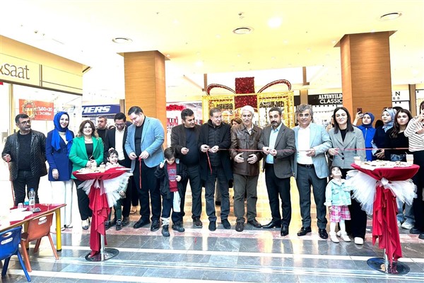 “Eğitici Materyaller ve Sanat Çalışmaları Sergisi” açıldı