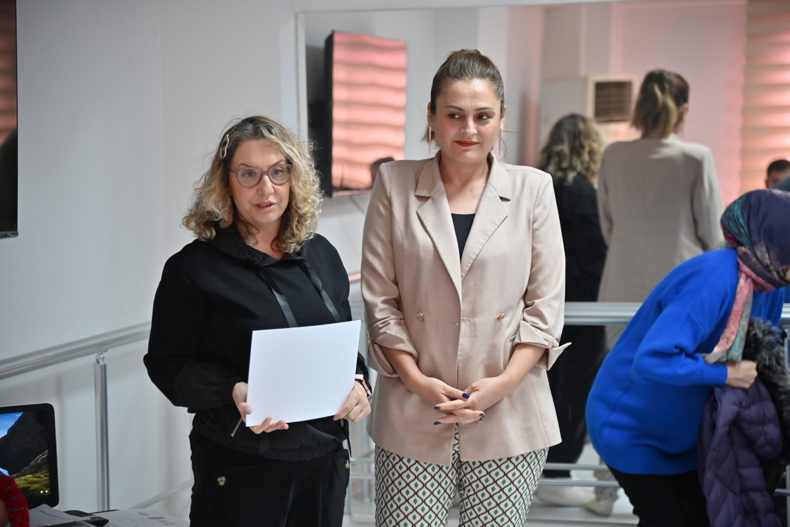 Manisa’da anne adaylarına ücretsiz yoga ve doğuma hazırlık eğitimi